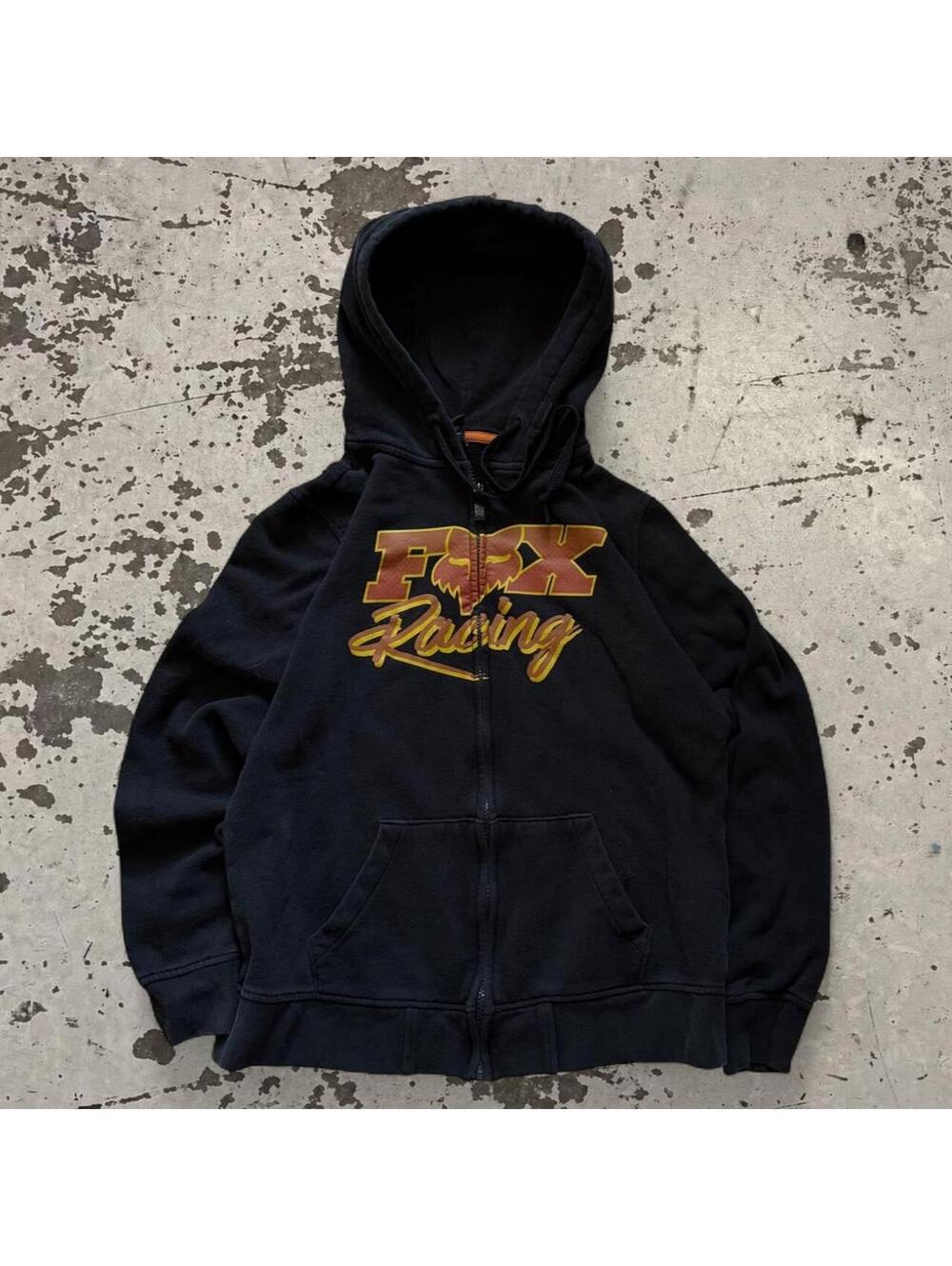 Beautiful heavyweight cotton vintage women’s Fox racing Y2K hoodie
